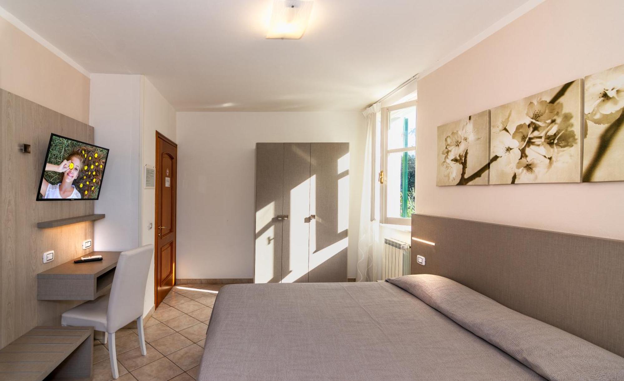 Hotel Eura Marina di Massa Luaran gambar