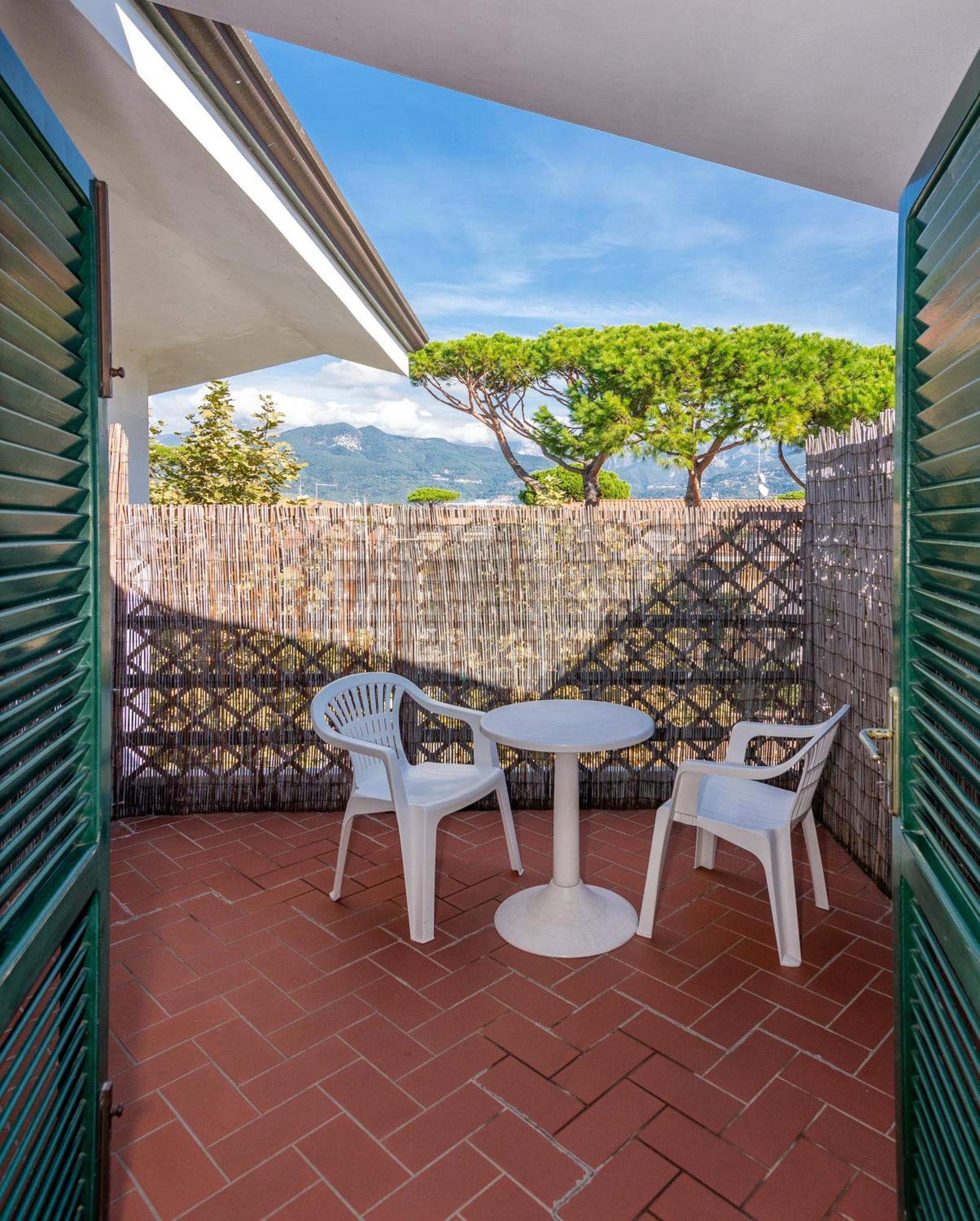 Hotel Eura Marina di Massa Luaran gambar