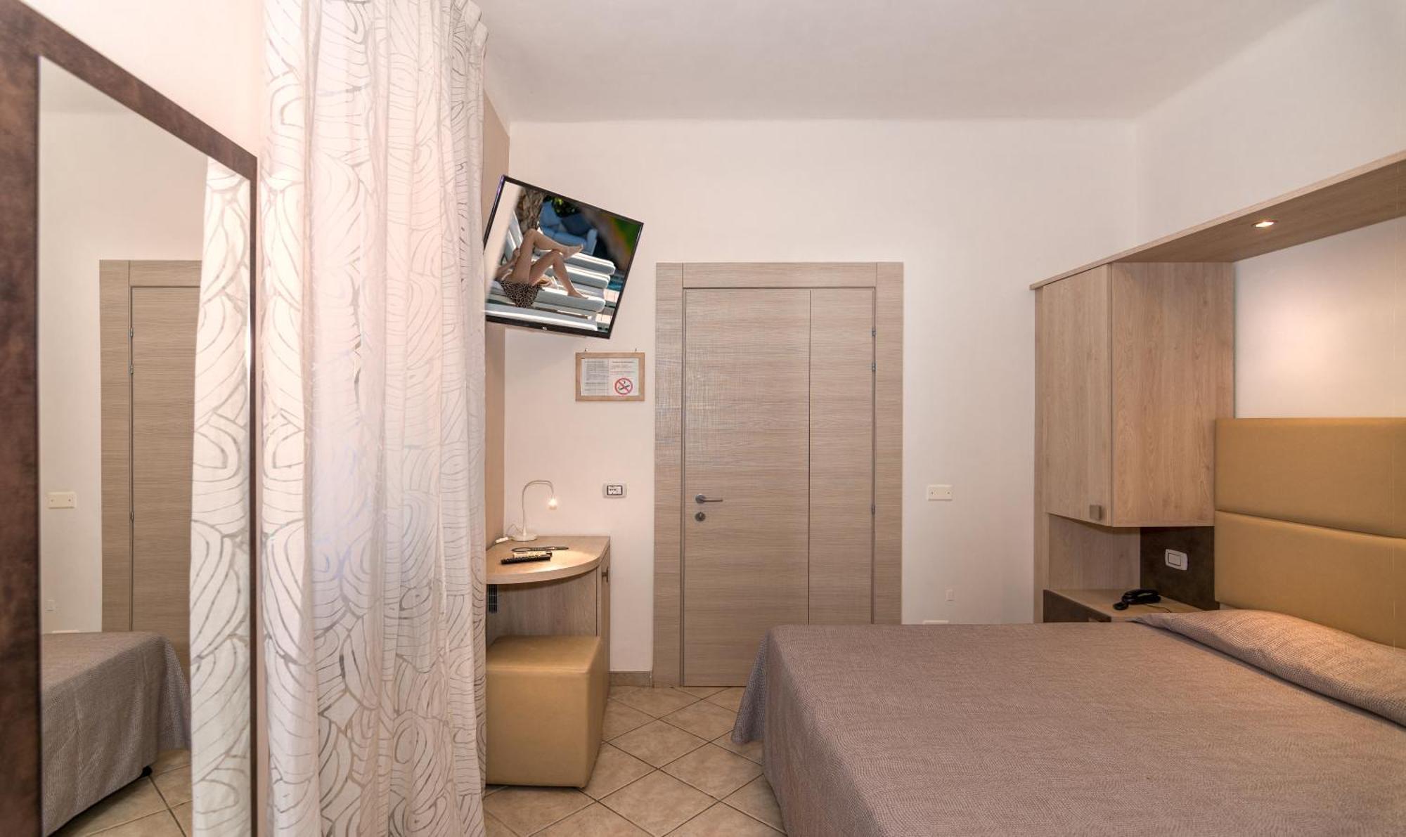 Hotel Eura Marina di Massa Luaran gambar